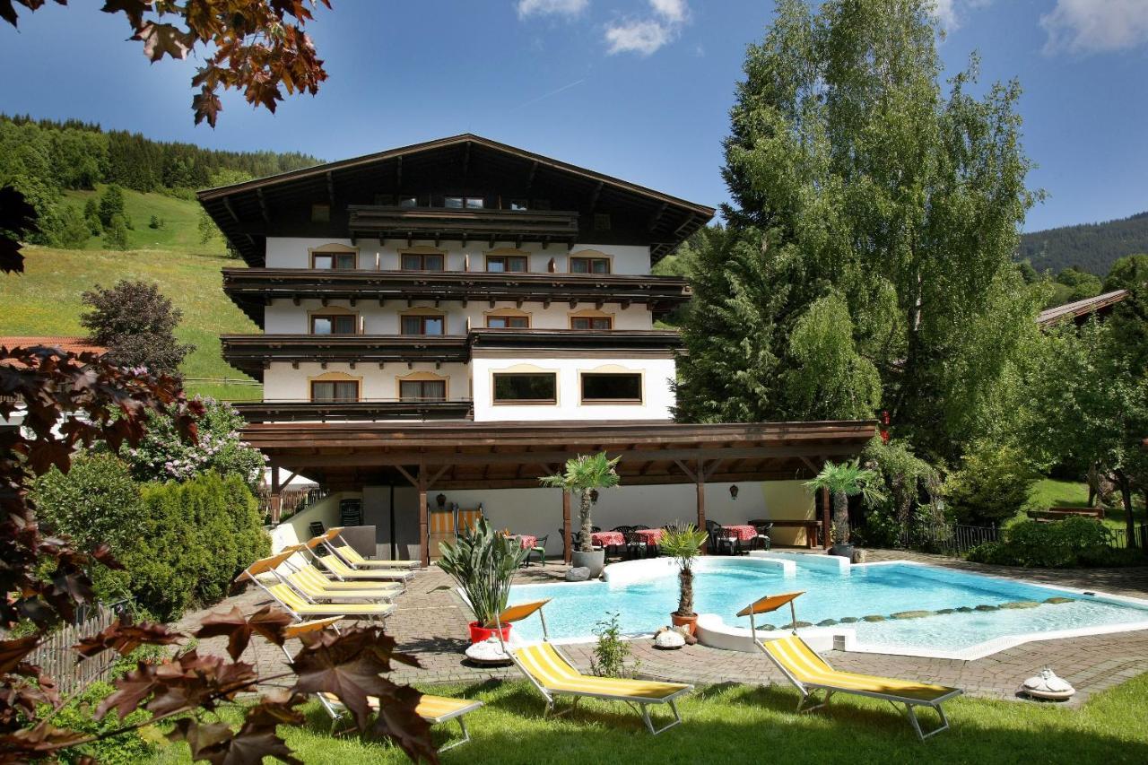 Altachhof Hotel Und Ferienanlage Saalbach-Hinterglemm Eksteriør billede